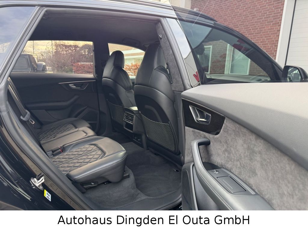 Audi SQ8 2022