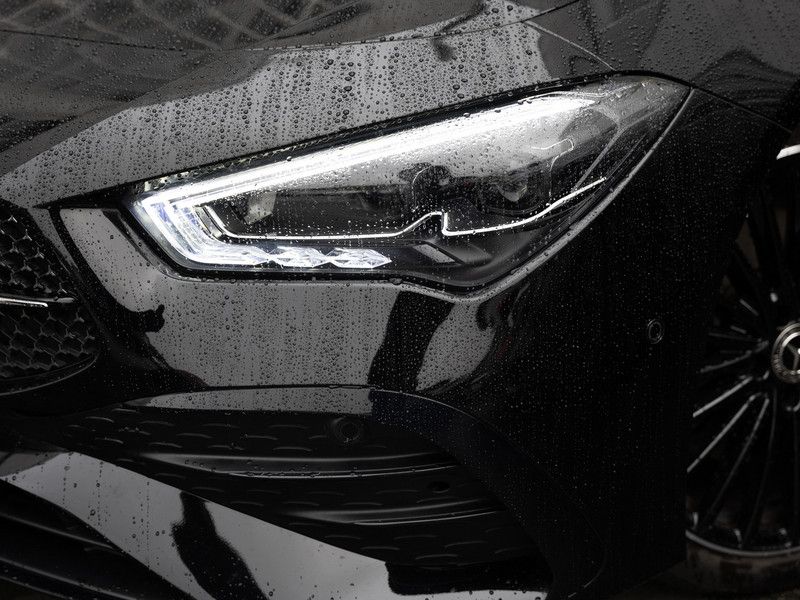 Mercedes-Benz CLA 220 2025