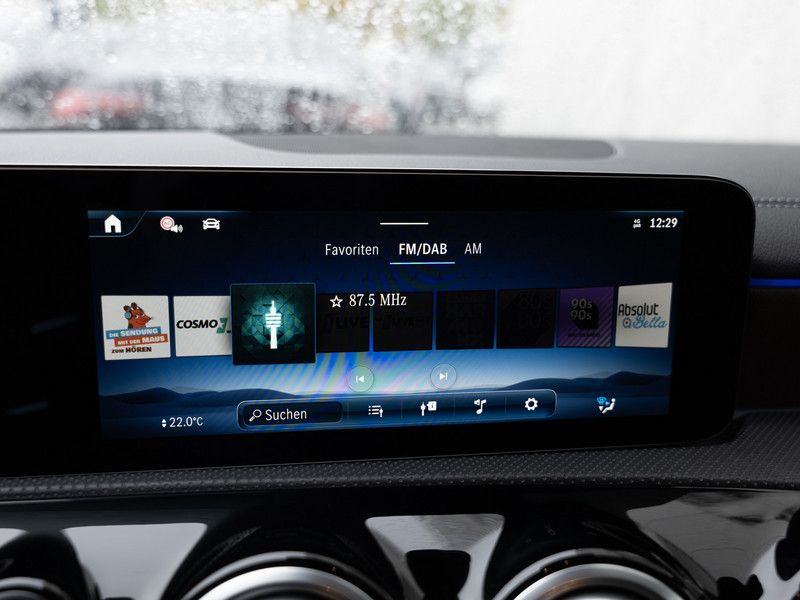 Mercedes-Benz CLA 220 2025