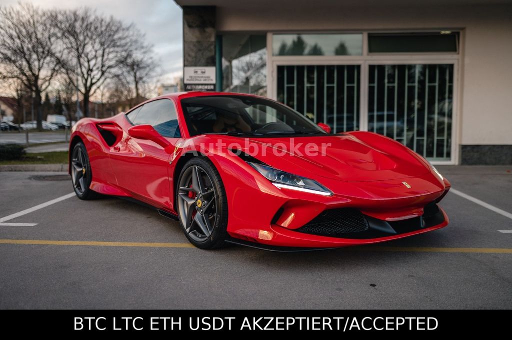 Ferrari F8 2022