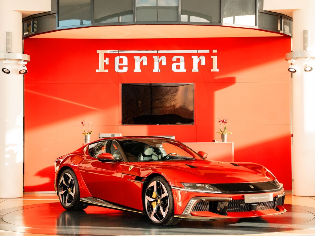 Ferrari 12Cilindri 2025