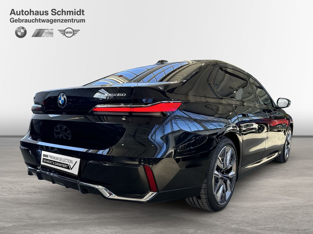 BMW i7 2024
