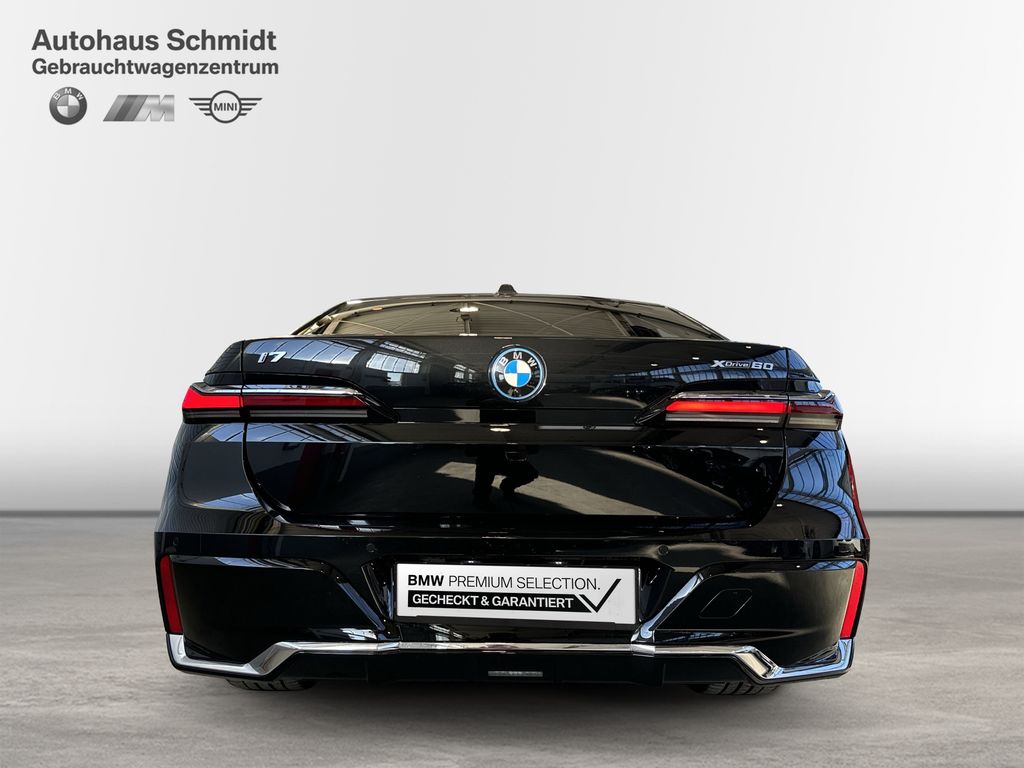BMW i7 2024