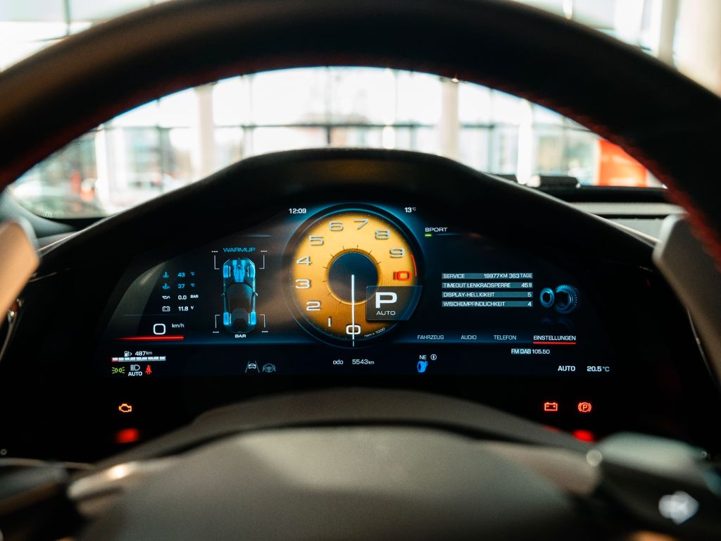 Ferrari 12Cilindri 2025