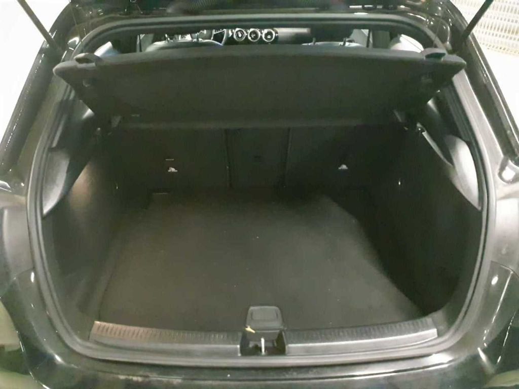 Mercedes-Benz A 220 2022