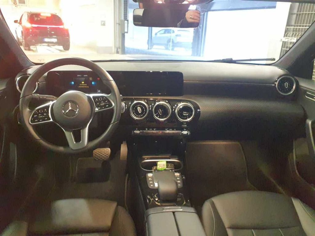Mercedes-Benz A 220 2022