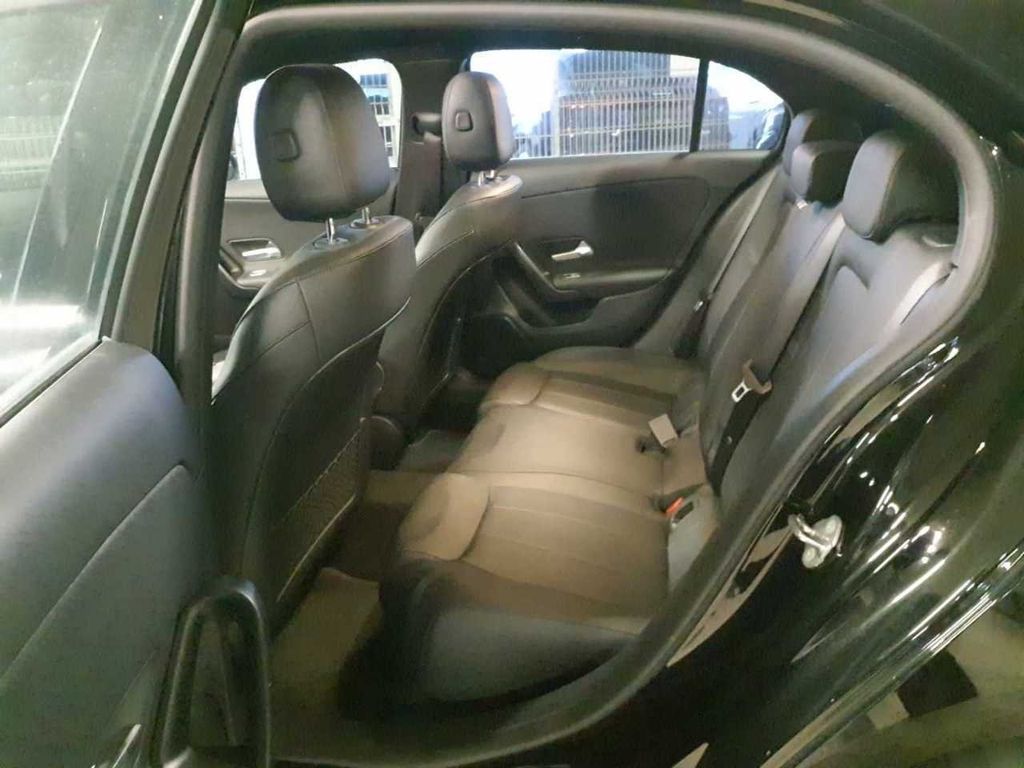 Mercedes-Benz A 220 2022