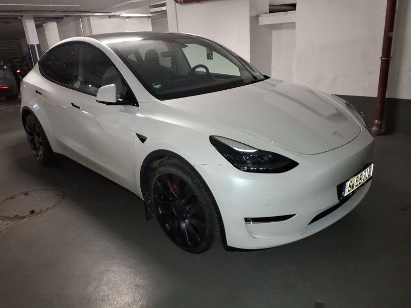 Tesla Model Y 2022