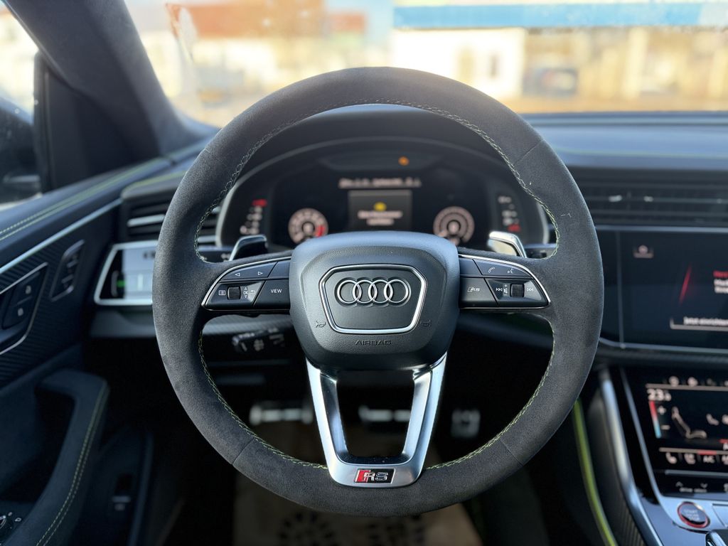 Audi RSQ8 2025