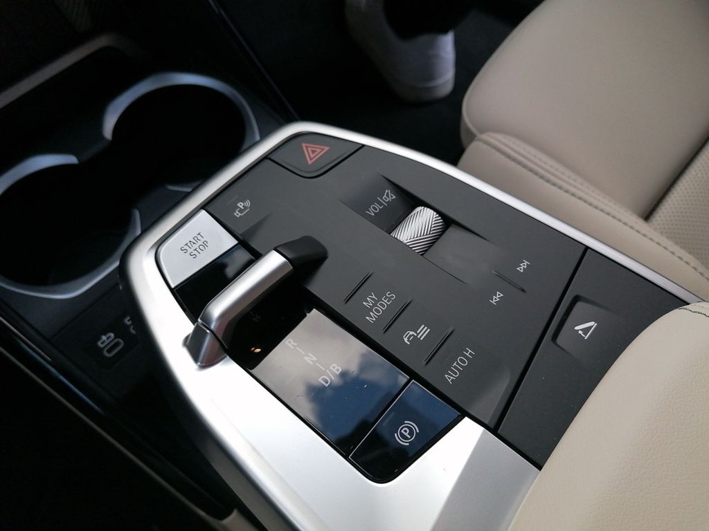 BMW iX2