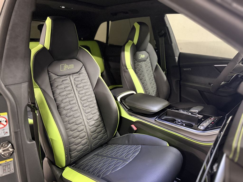 Audi RSQ8 2025