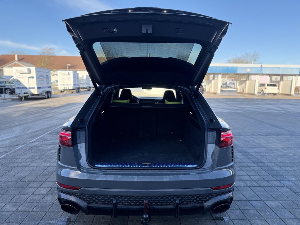 Audi RSQ8 2025