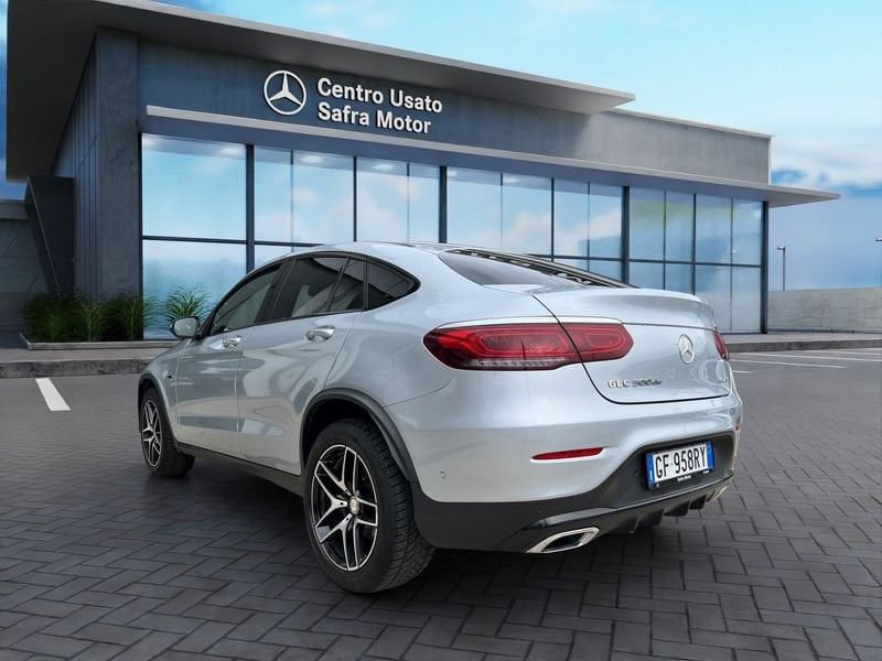 Mercedes-Benz GLC 300 2021