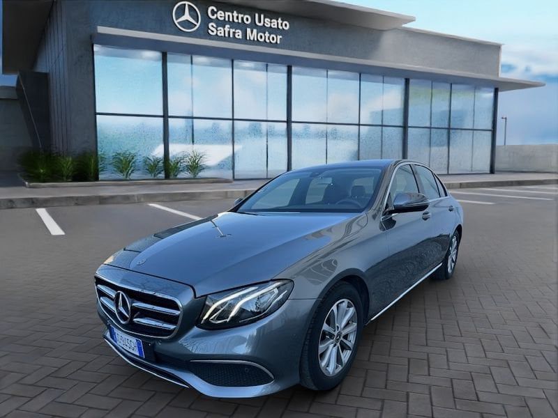 Mercedes-Benz E 220 2020