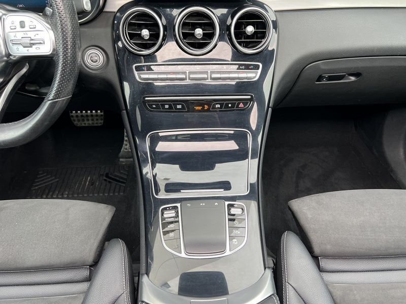 Mercedes-Benz GLC 300 2021