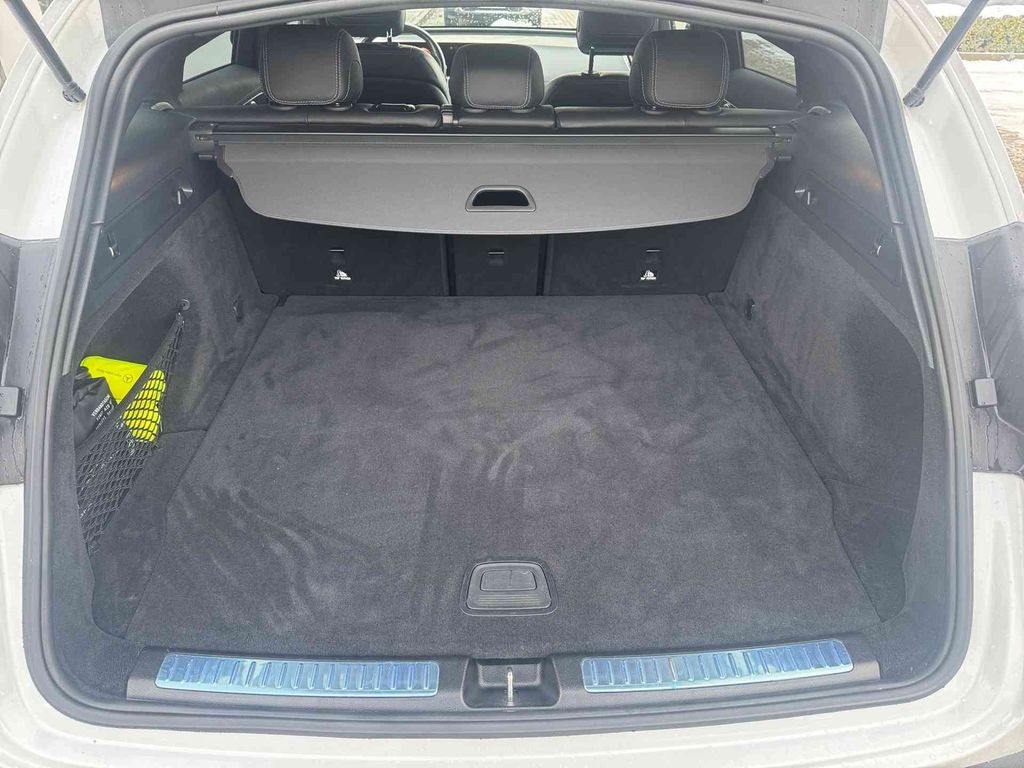 Mercedes-Benz EQC 2022