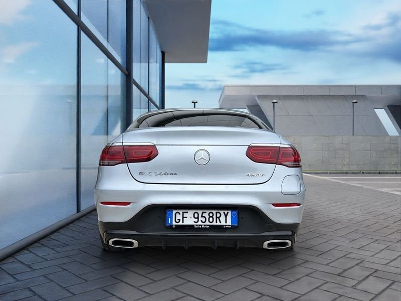 Mercedes-Benz GLC 300 2021