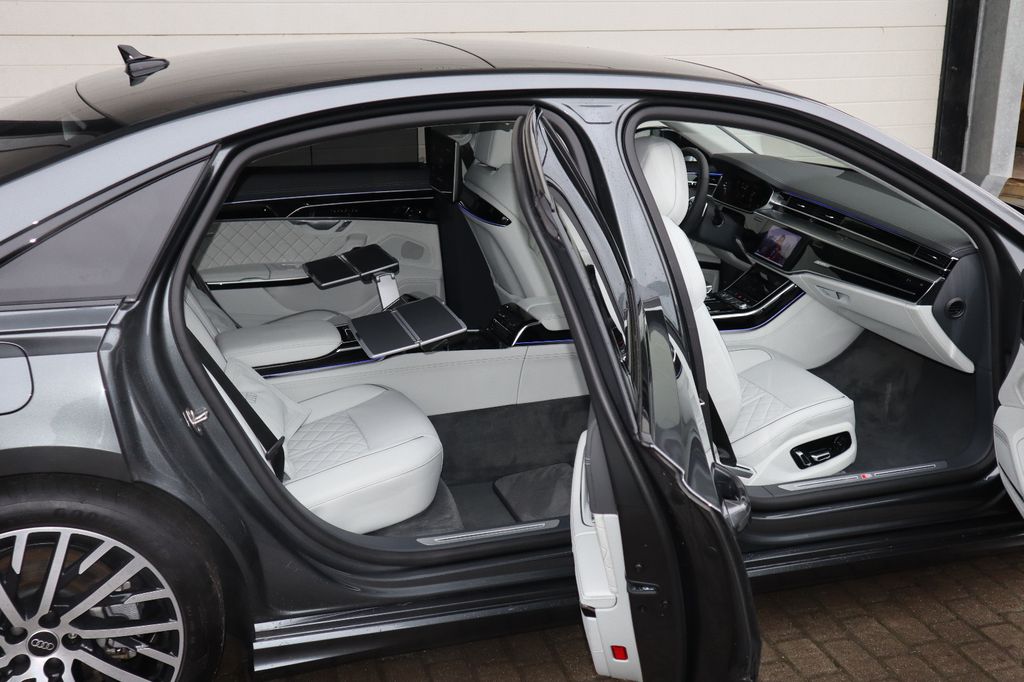 Audi A8 2025