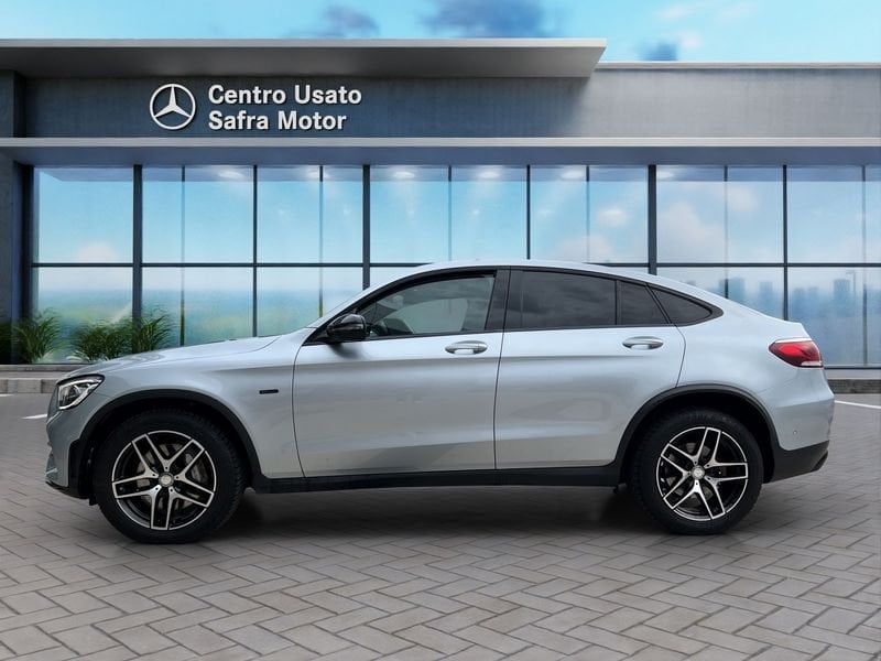 Mercedes-Benz GLC 300 2021
