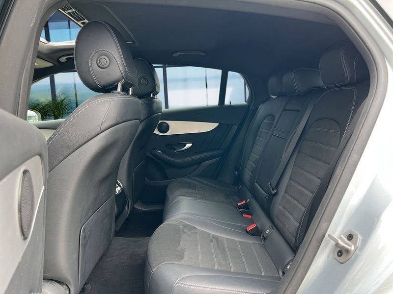 Mercedes-Benz GLC 300 2021