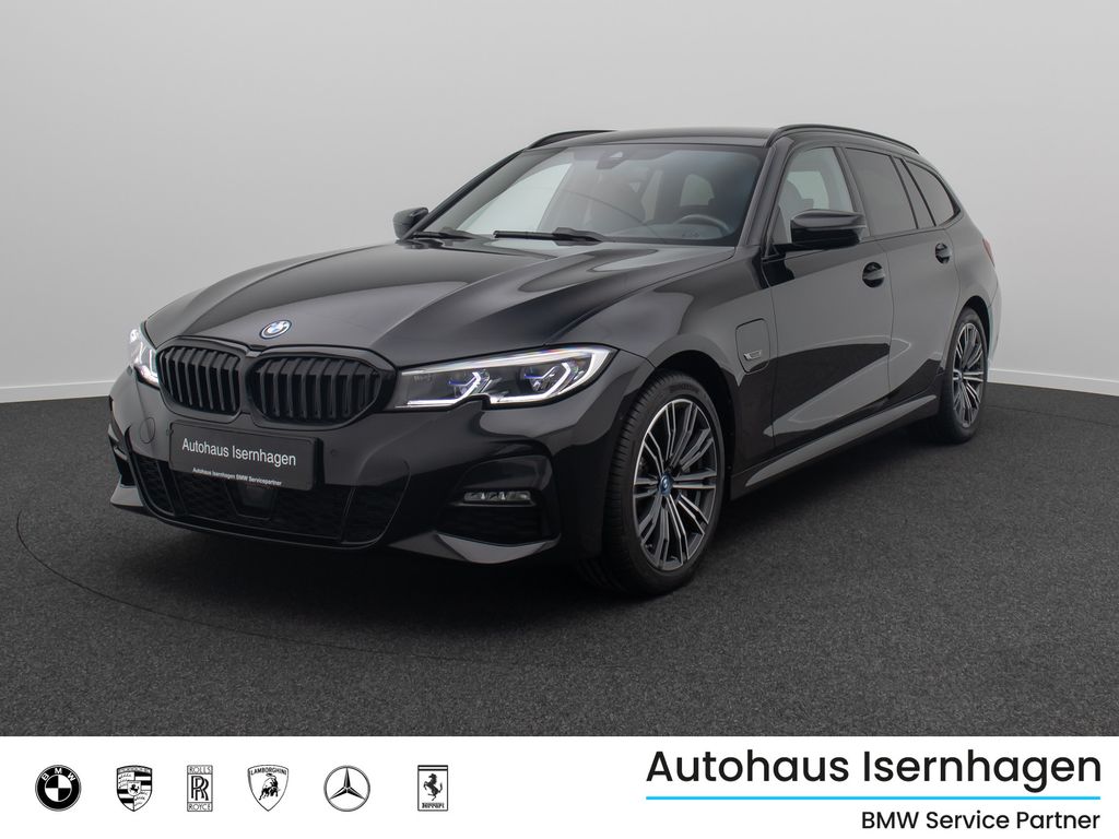 BMW 330 2021