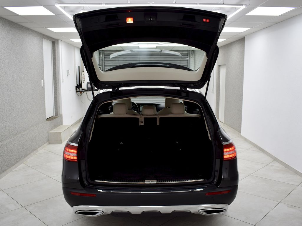 Mercedes-Benz E 400 2022