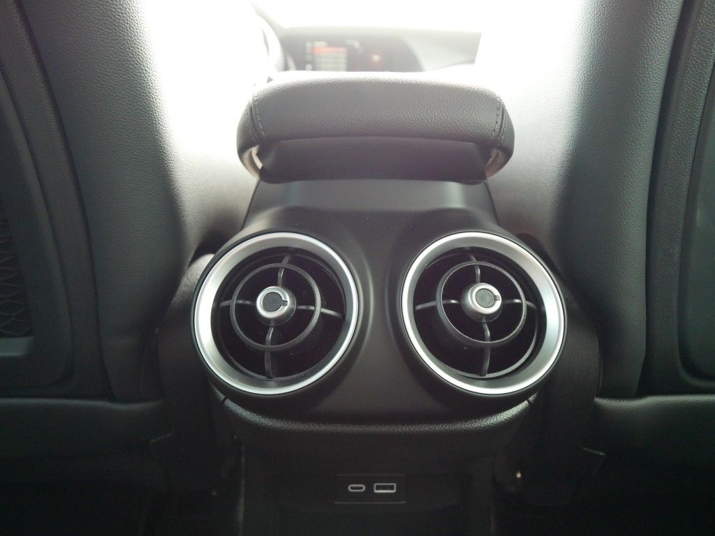 Alfa Romeo Stelvio 2026