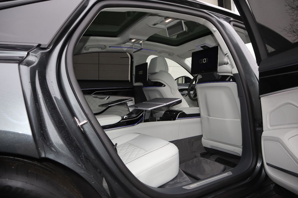 Audi A8 2025