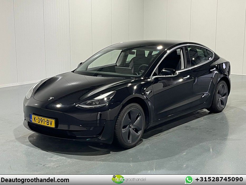 Tesla Model 3 2020