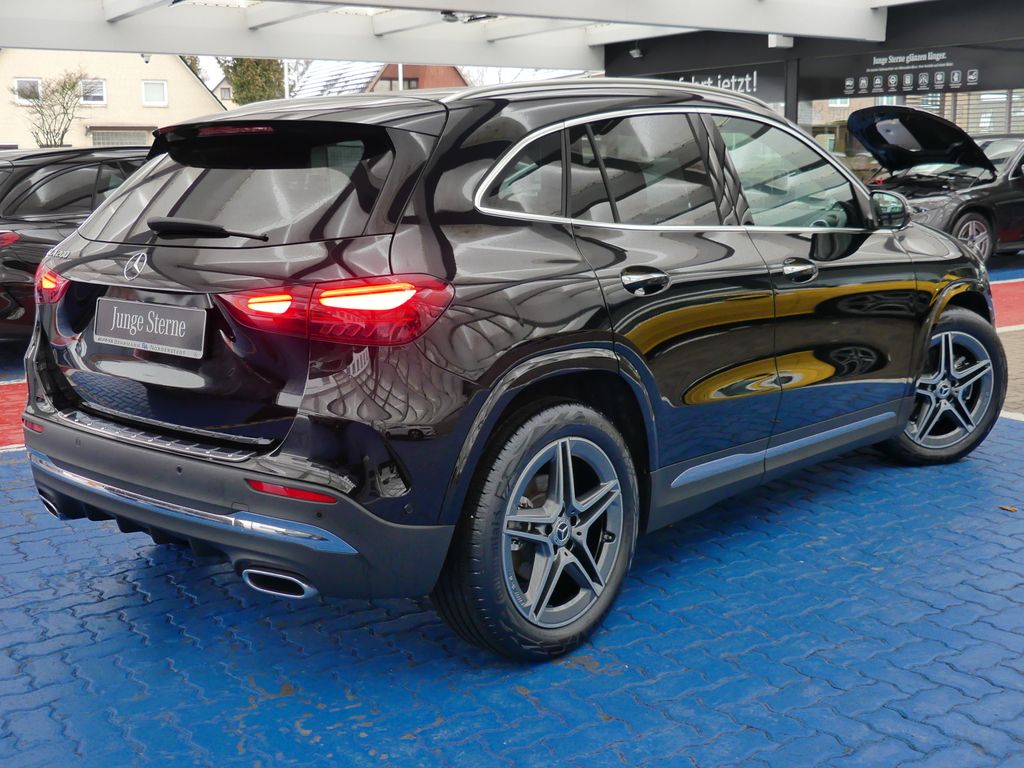 Mercedes-Benz GLA 200 2025