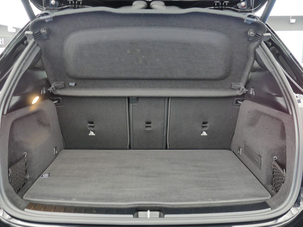 Mercedes-Benz GLA 200 2025