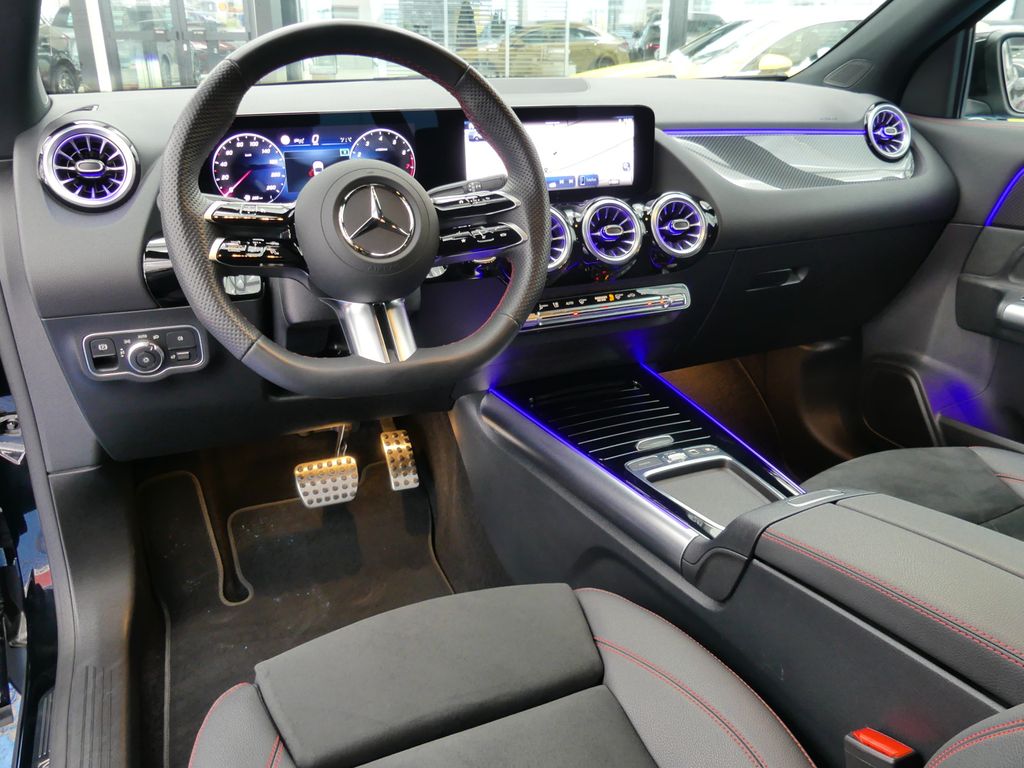 Mercedes-Benz GLA 200 2025