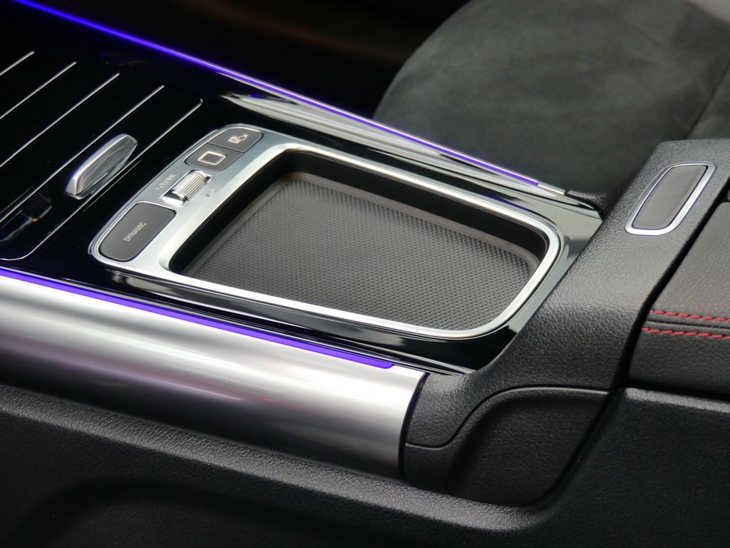 Mercedes-Benz GLA 200 2025