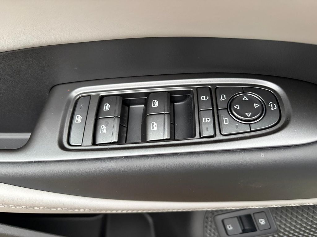 BYD SEAL 6 2025