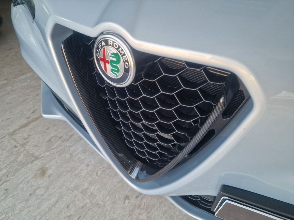 Alfa Romeo Stelvio 2021