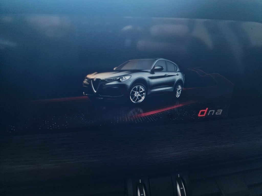 Alfa Romeo Stelvio 2021