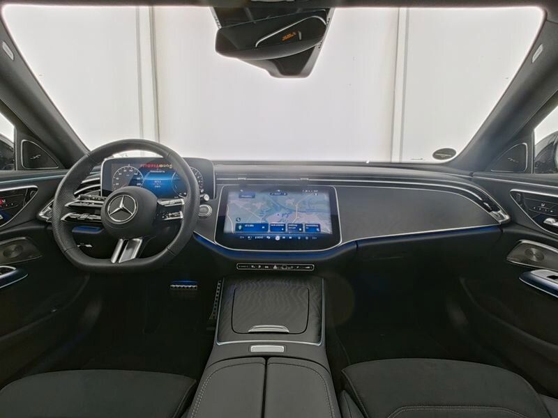 Mercedes-Benz E 300 2024