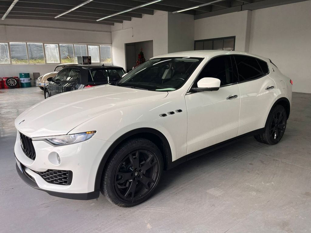 Maserati Levante 2021