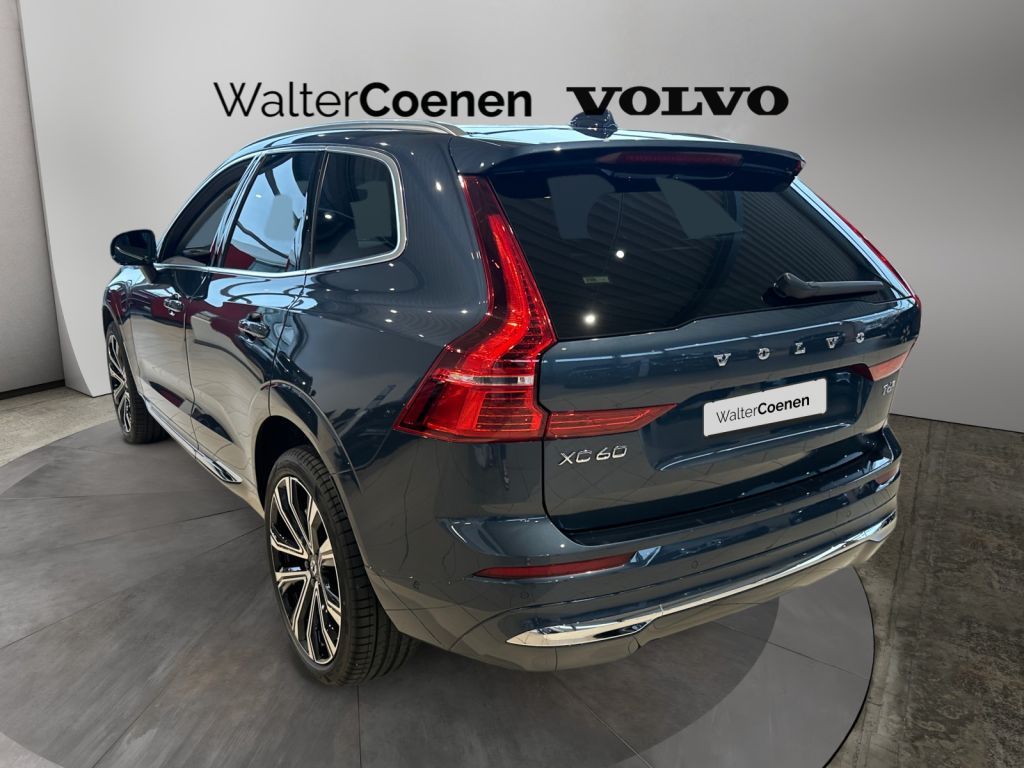 Volvo XC60 2025