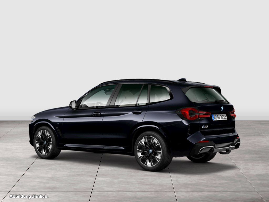 BMW iX3 2023