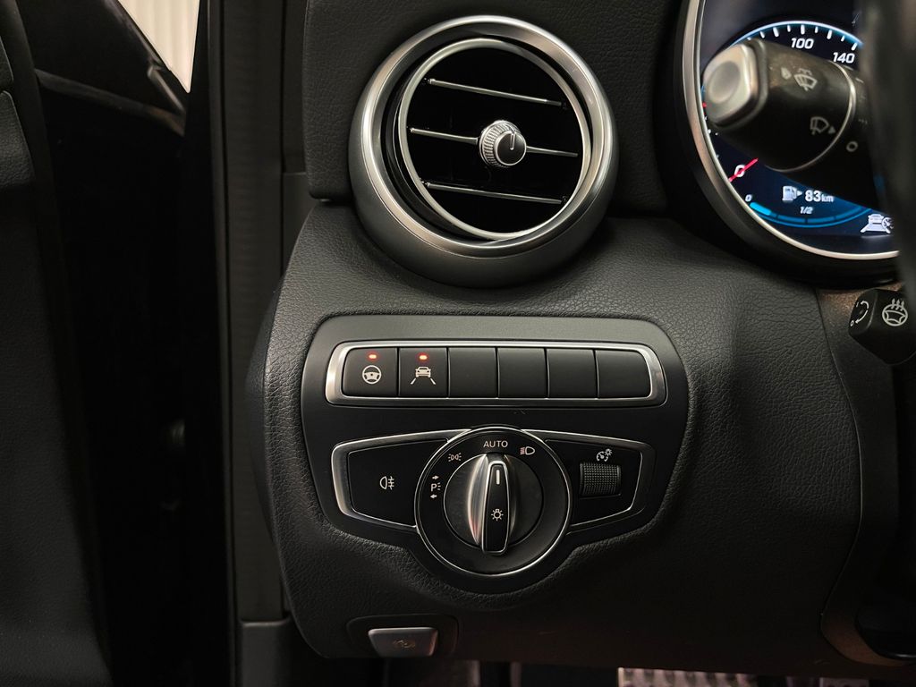 Mercedes-Benz C 300 2021