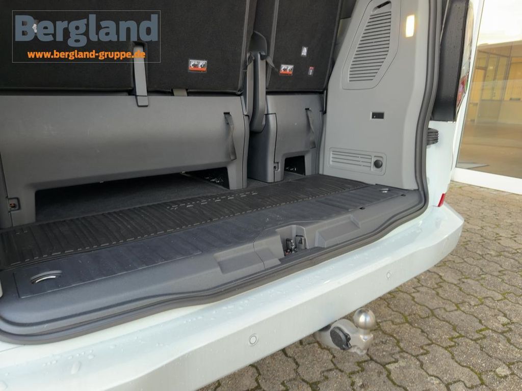 Ford Tourneo Custom 2025