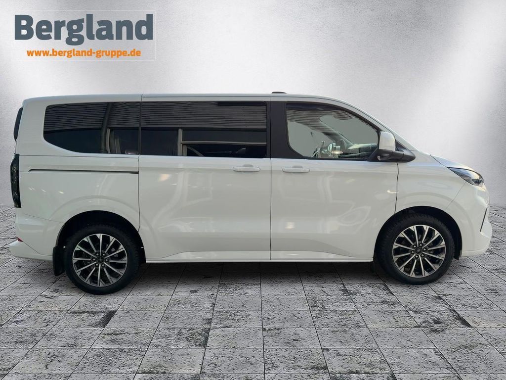 Ford Tourneo Custom 2025