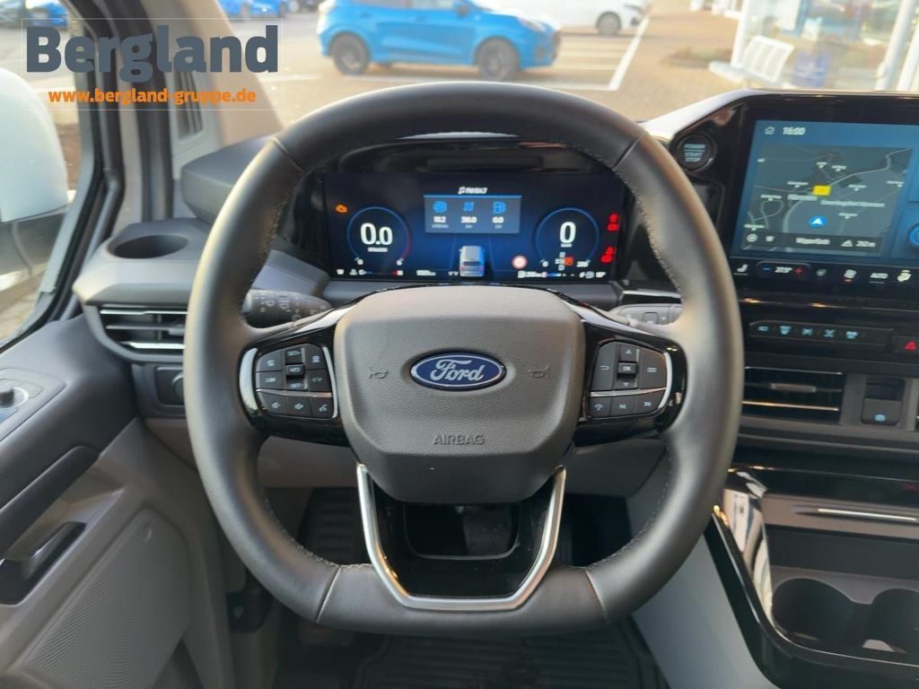 Ford Tourneo Custom 2025