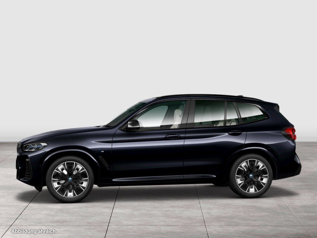 BMW iX3 2023