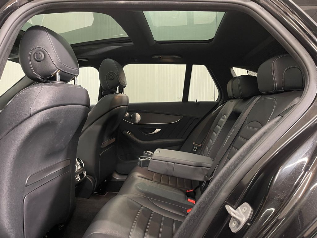 Mercedes-Benz C 300 2021