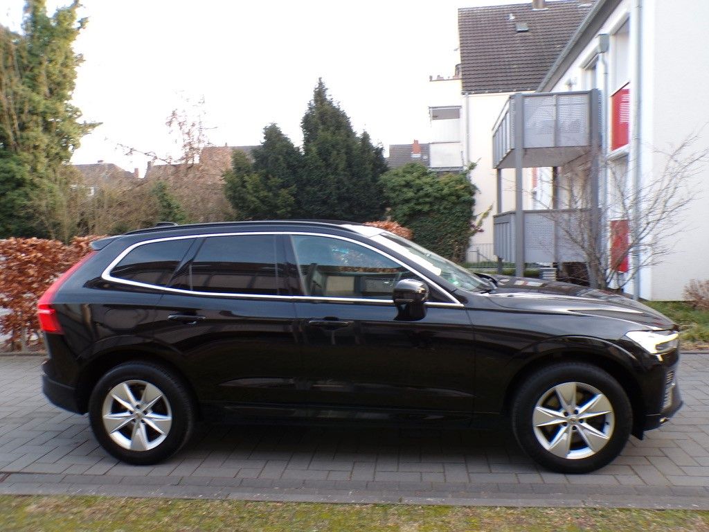 Volvo XC60 2022