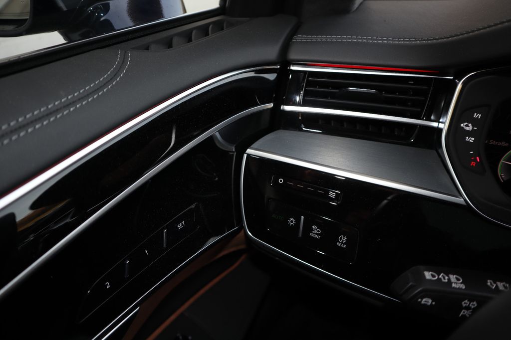 Audi A8 2025