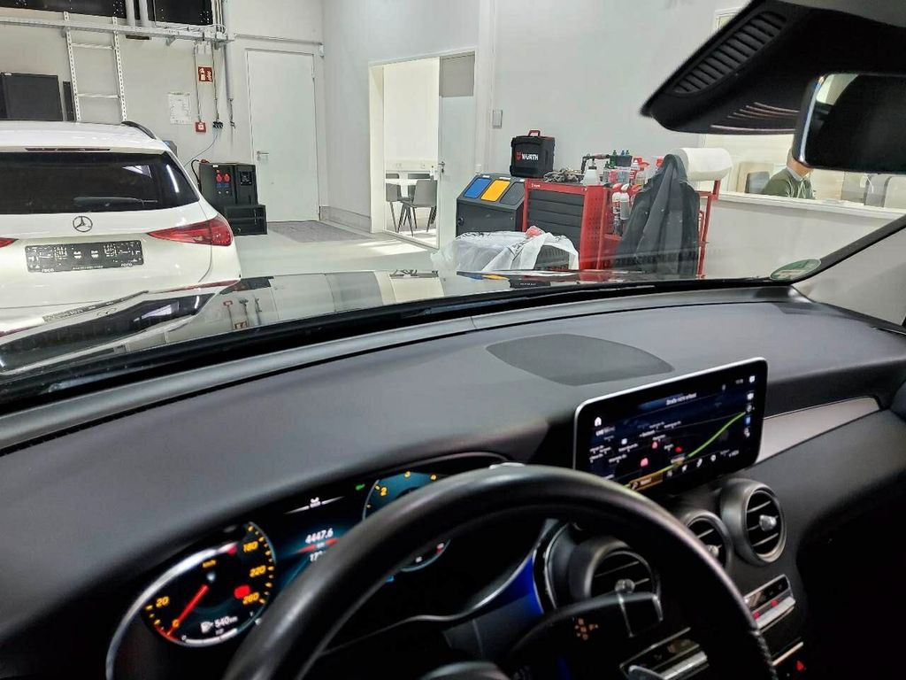 Mercedes-Benz GLC 300 2021