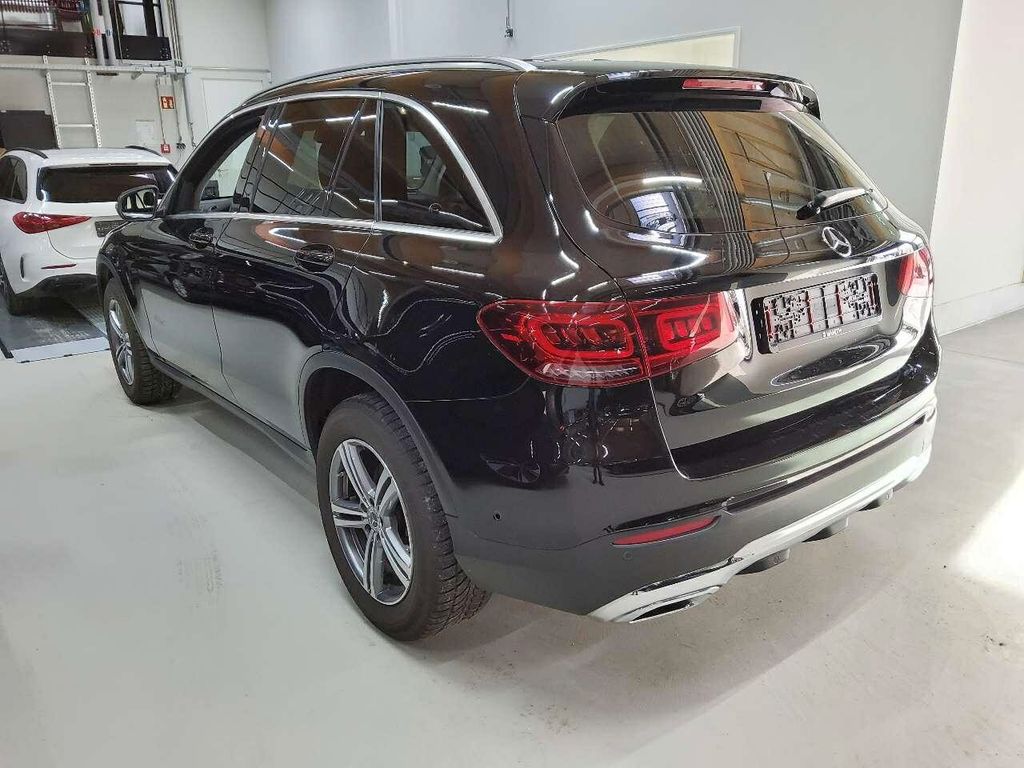 Mercedes-Benz GLC 300 2021